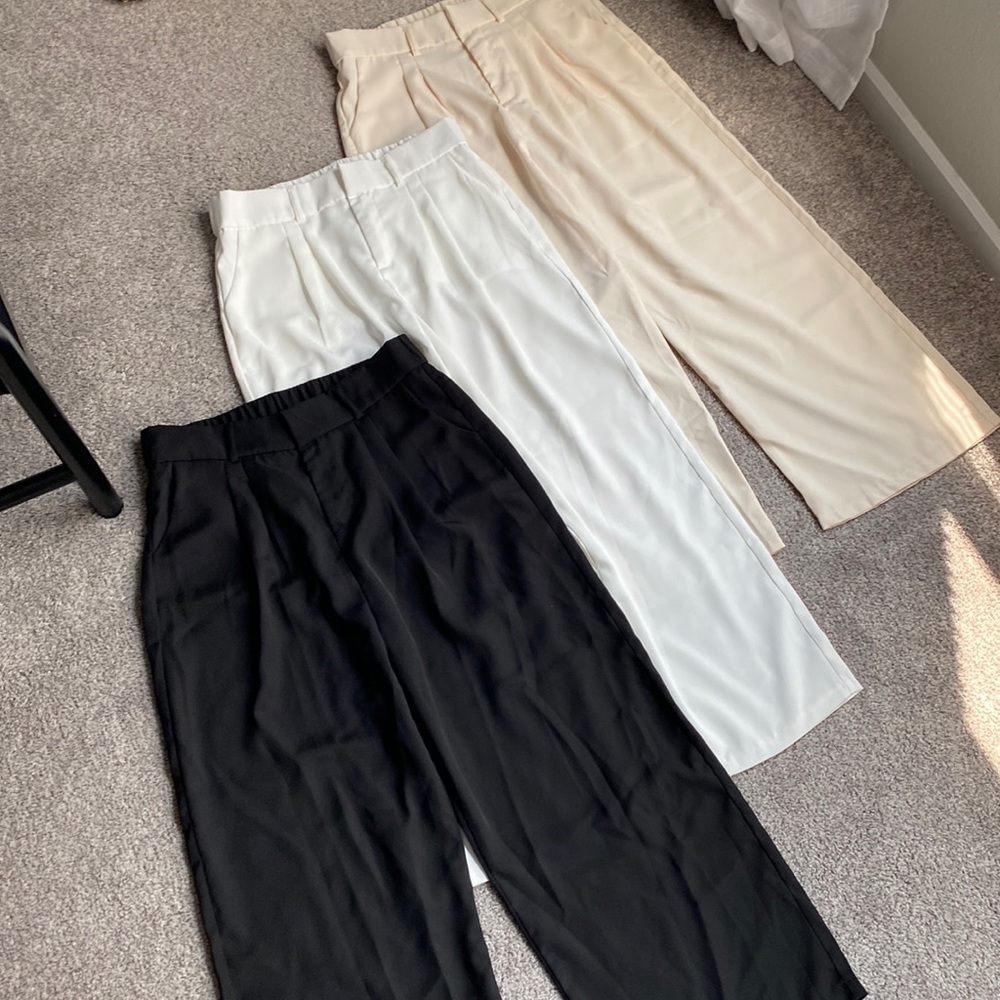 Set of 3️⃣ Wide Leg Trousers new never worn very beautiful don’t miss out